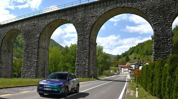 Caunem un Svencim Slovēnijas ekorallijā pirmā ātrumposma uzvara