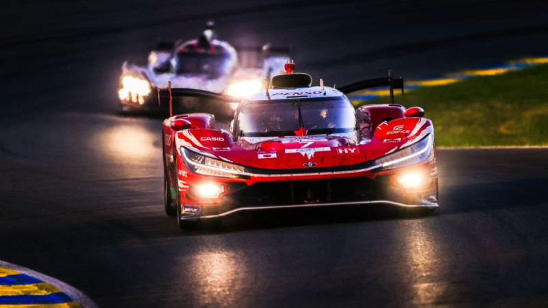 "Ferrari" piedzīvo sakāvi, Lemānā atkal triumfē "Toyota" komanda