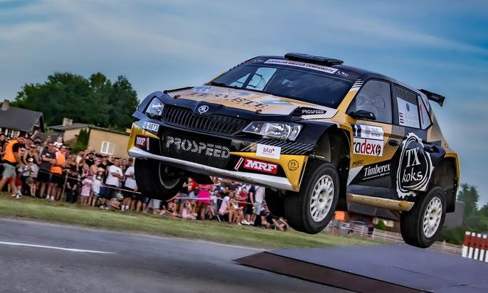 Pēc rallijsprinta Talsi pirmās dienas vadībā Hermanis/Veilands