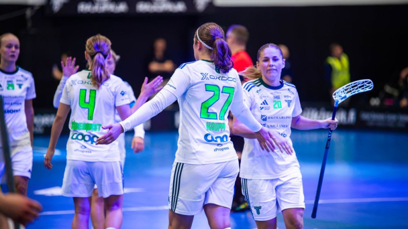 Zviedrijas čempiones izrauj uzvaru pēdējās sekundēs