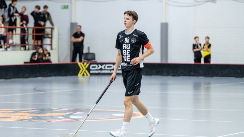 Sarkanā kartīte, soda metiens pēdējā sekundē un triumfs papildlaikā – “Rubene” uzvar “Lielvārde/Unihoc”