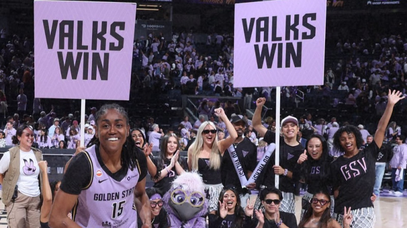 Neapturamās "Valkīras" panāk 2-0 pusfināla sērijā pret WNBA čempioni